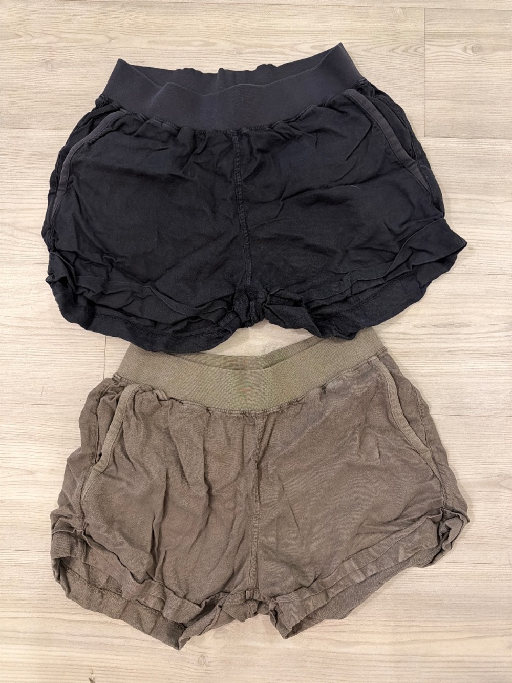Faherty shorts size small